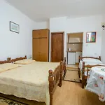 Appartamento By The Sea Arbanija, Ciovo - 18624