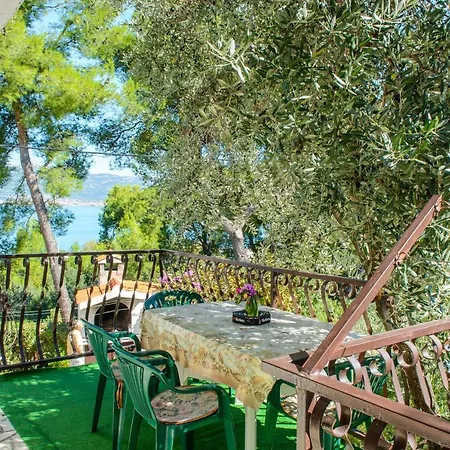 Apartamento By The Sea Arbanija, Ciovo - 18624 *
